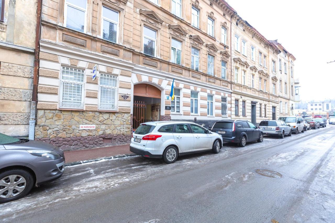 Vodna White Apartment Lviv Dış mekan fotoğraf