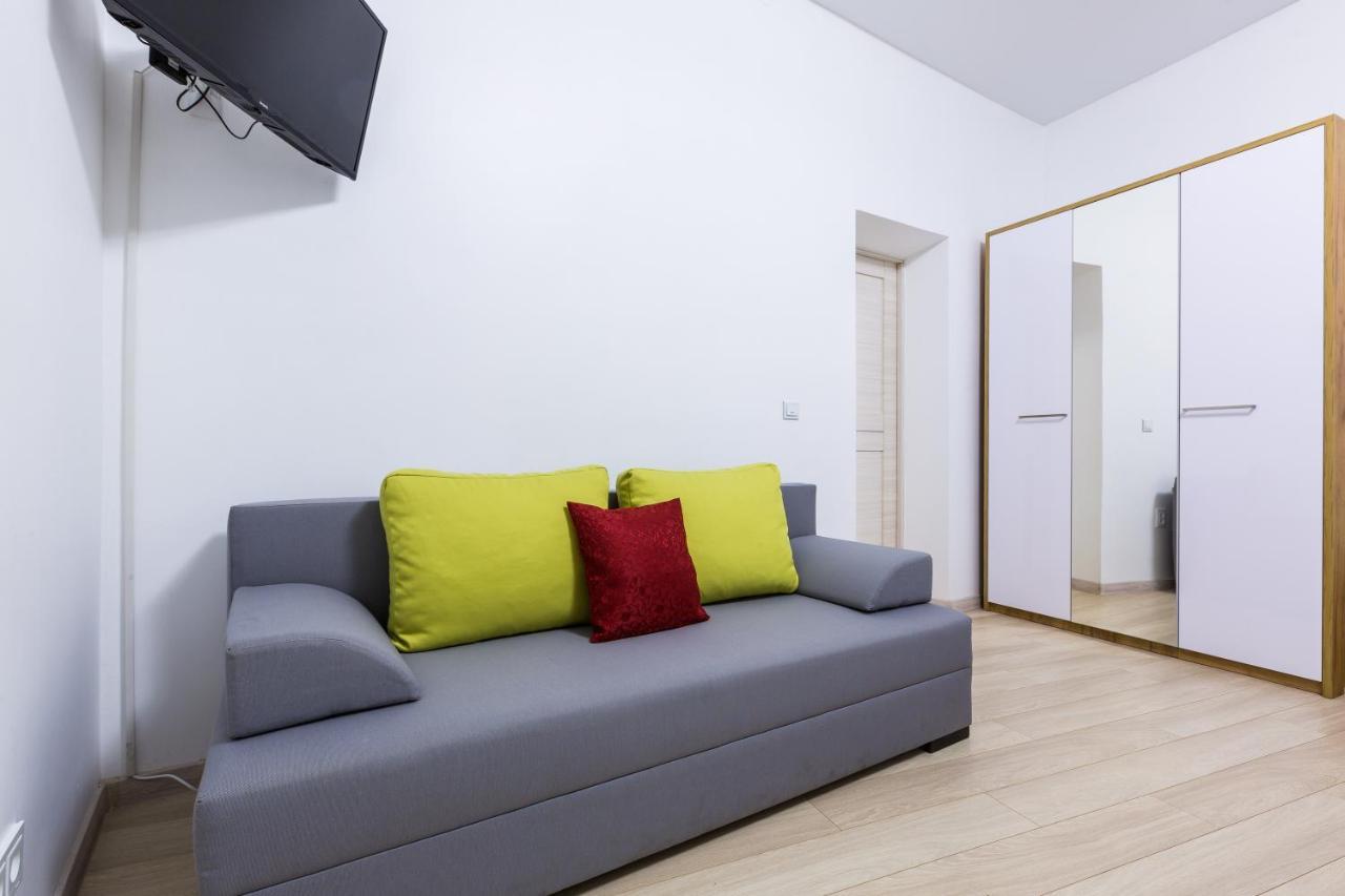 Vodna White Apartment Lviv Dış mekan fotoğraf